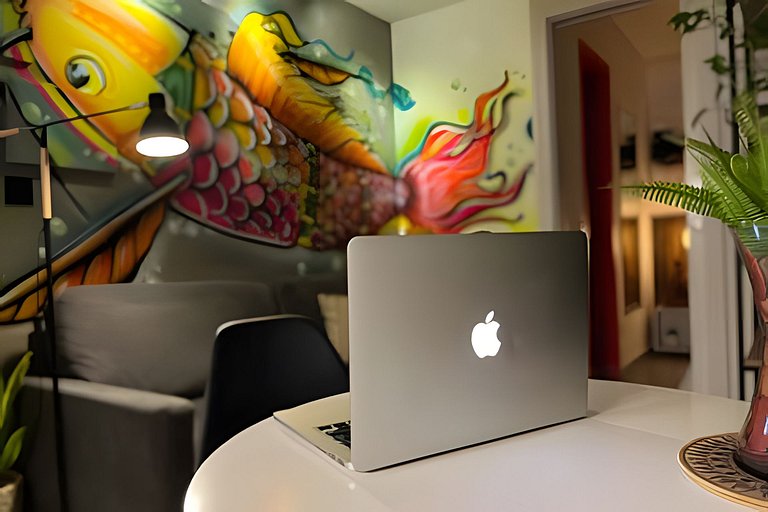 Grafite na Liberdade com Piscina e Wi-fi 300 mb
