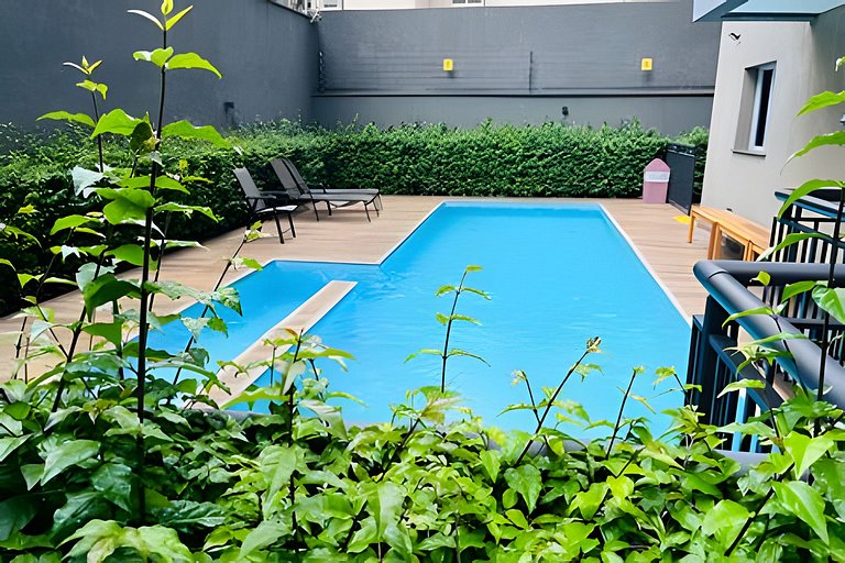 Grafite na Liberdade com Piscina e Wi-fi 300 mb