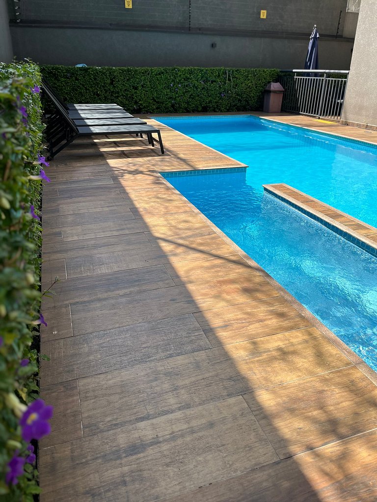Grafite na Liberdade com Piscina e Wi-fi 300 mb