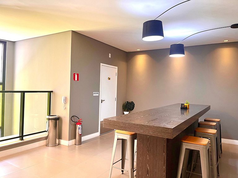 Cama QUEEEN, Rooftop c Piscina, Garagem e AR Condicionado