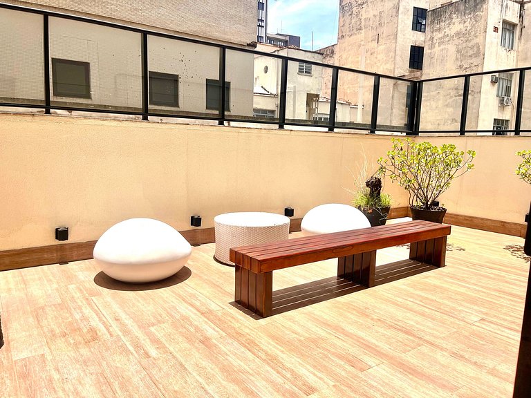 LOFT com Cama Queen, Rooftop, Garagem e A/C