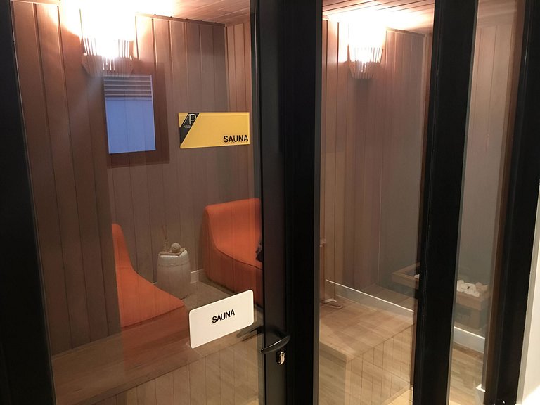 Conforto no Centro c Piscina Sauna Estac e Ar Cond