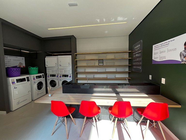 Comodidade na V Madalena - Ar e Rooftop