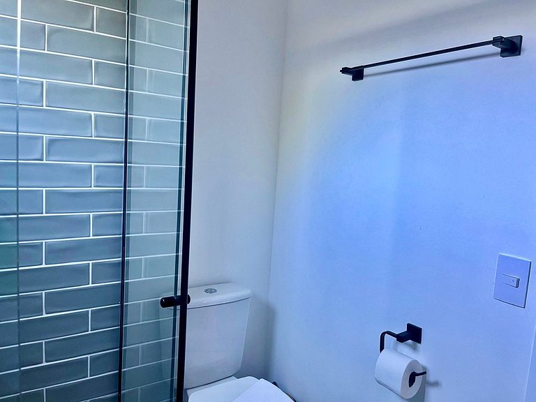 Garagem, Cama QUEEN, Ar e Piscina na V. Madalena - 15 min da