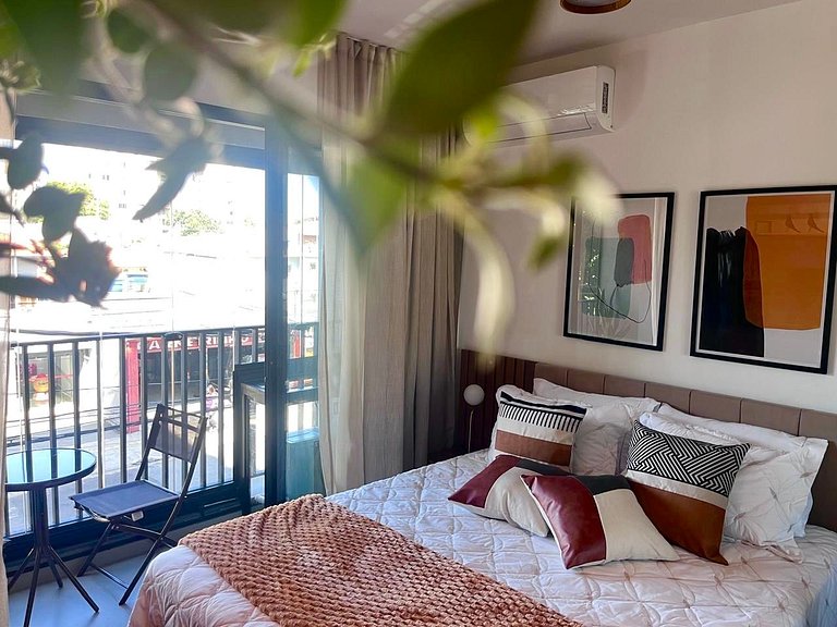V. Madalena - Garagem, Cama Queen, A/C e Piscina - 15 min da