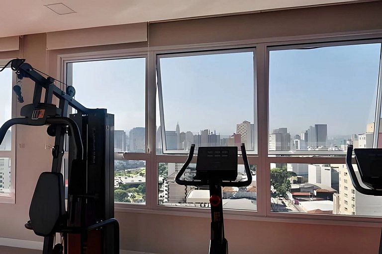 Rooftop + A/C: com Quarto Privativo na Liberdade