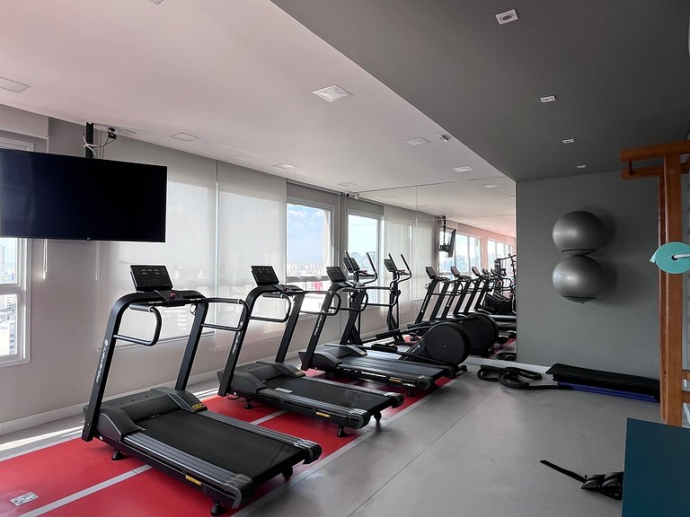 Rooftop + A/C: com Quarto Privativo na Liberdade