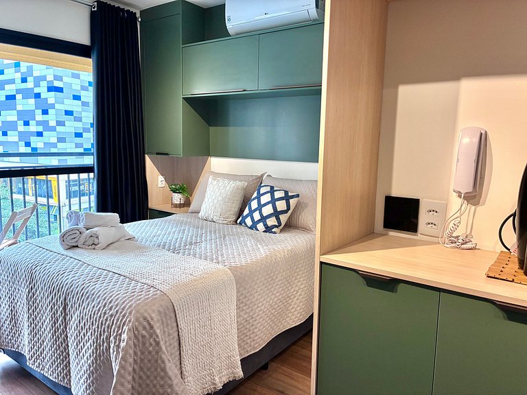 10 min da Av Paulista - AC, Rooftop e Academia