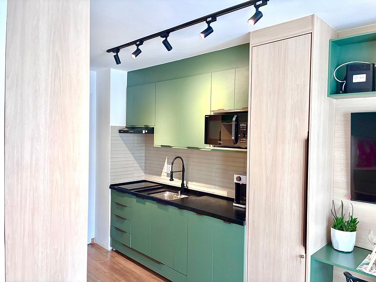 Conforto - 10 min da Av Paulista - AC e Rooftop