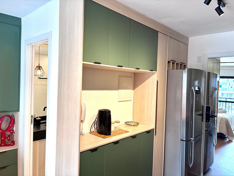 10 min da Av Paulista - AC, Rooftop e Academia