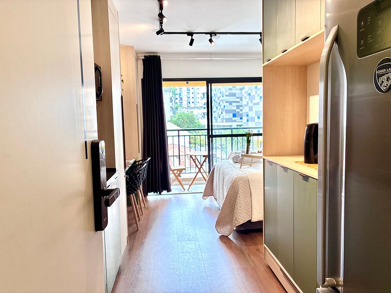 Conforto - 10 min da Av Paulista - AC e Rooftop