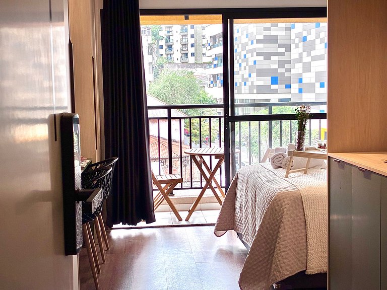 Moderno Frei Caneca| 10min Paulista + Rooftop + Ar