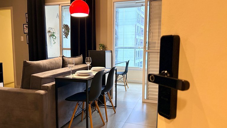 Perfeita localização - Garagem, Piscina e Academia