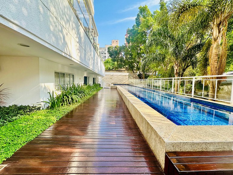 Perfeita localização - Garagem, Piscina e Academia