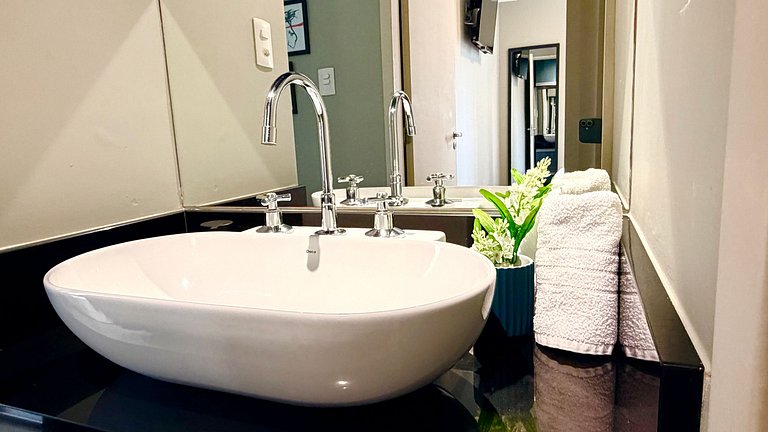 Perfeita localização - Garagem, Piscina e Academia