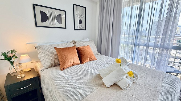 Studio Boho Liberdade| Acomoda 4 | 260m Metrô + AC