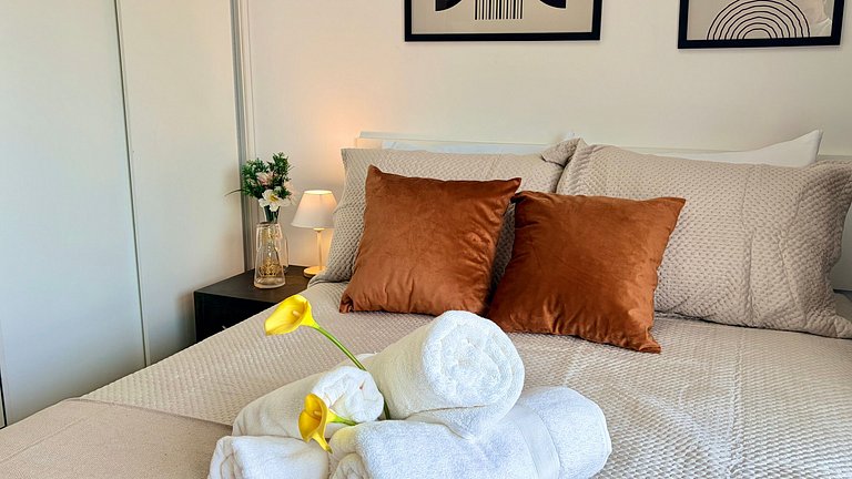 Studio Boho Liberdade| Acomoda 4 | 260m Metrô + AC