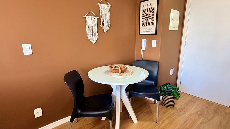 Studio Boho Liberdade| Acomoda 4 | 260m Metrô + AC