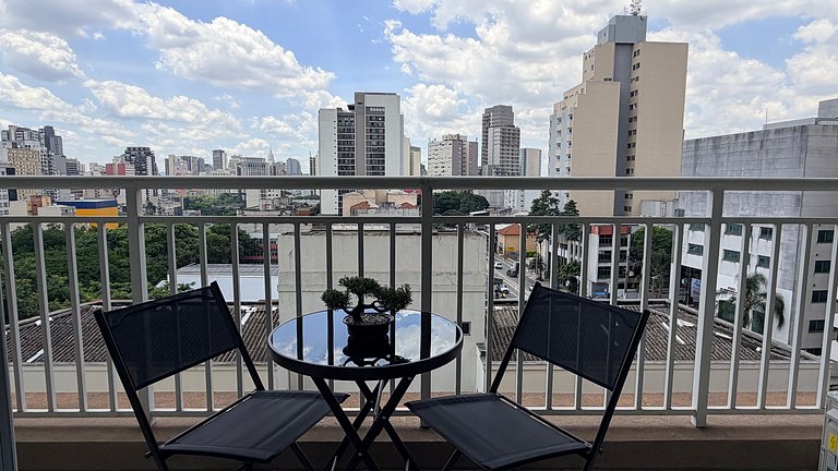 Liberdade - 200m do Metrô + Ar + Rooftop + Gym - Acomoda 4