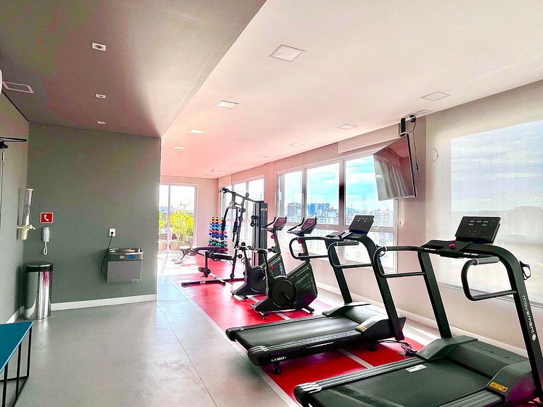 Liberdade - 200m do Metrô + Ar + Rooftop + Gym - Acomoda 4