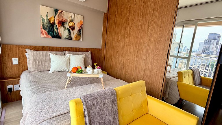 Liberdade - Incrível vista com AC e Rooftop