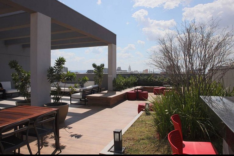 Coração da Liberdade | Acomoda 4 | Ar + Rooftop + Gym