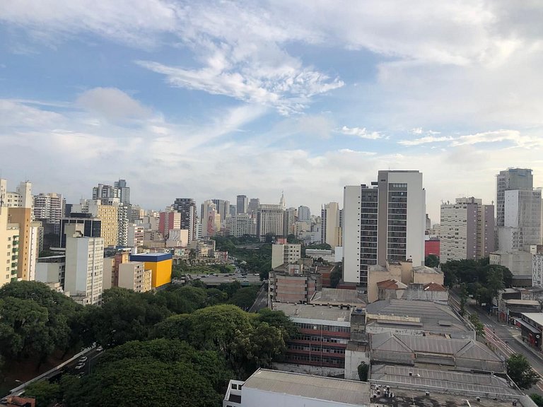 Coração da Liberdade | Acomoda 4 | Ar + Rooftop + Gym