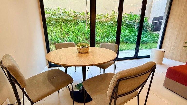 Comodidade na V Madalena - Ar e Rooftop