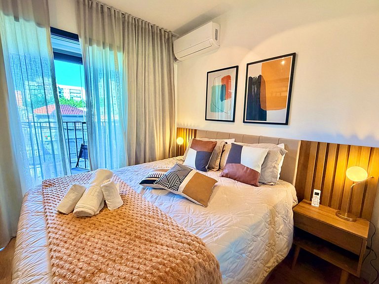 Comodidade na V Madalena - Ar e Rooftop