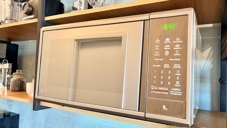 Comodidade na V Madalena - Ar e Rooftop