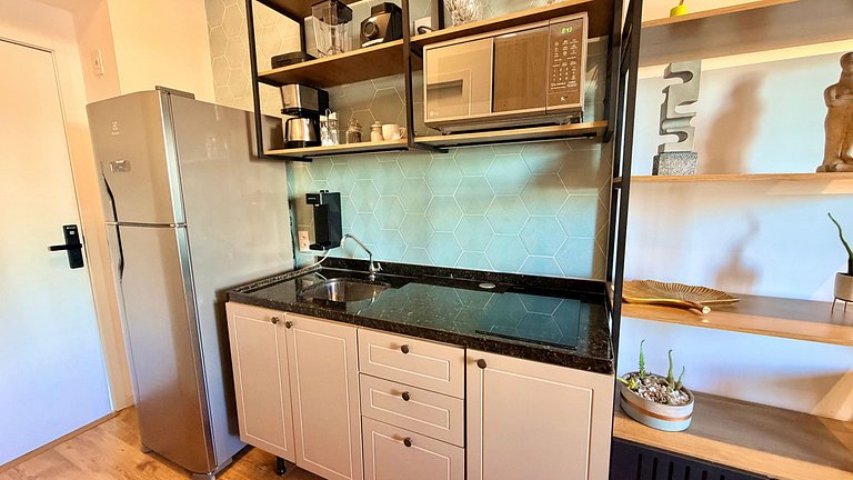 Comodidade na V Madalena - Ar e Rooftop