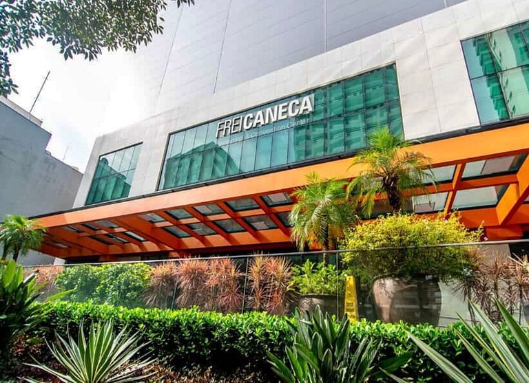 Shopping Frei Caneca|10min Paulista + Rooftop + Ar